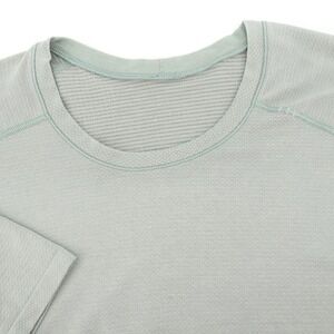Lululemon Metal Vent Tech Shirt Sage Green Short Sleeve Mens XL Minor Flaws‎